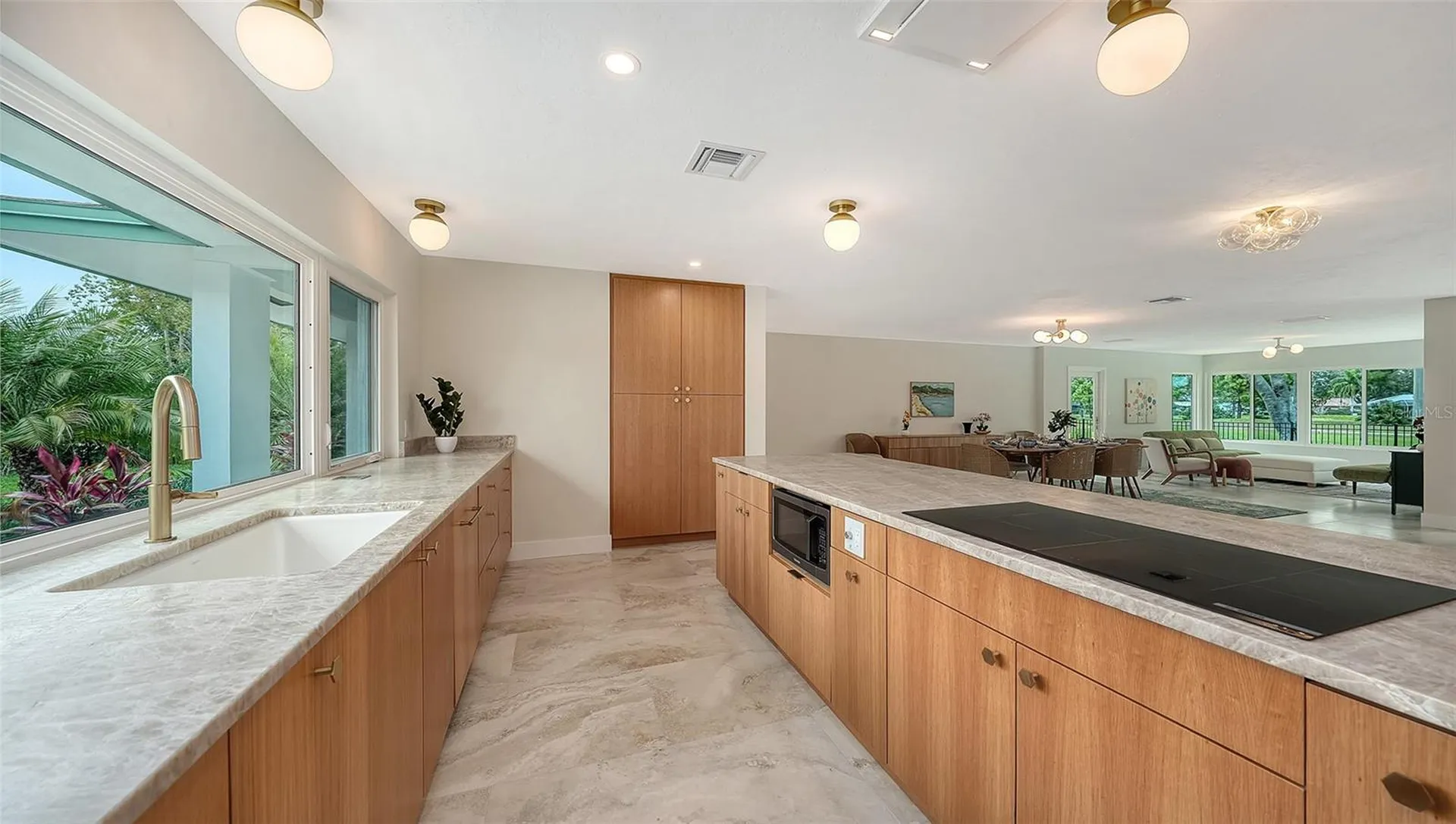1967 Brookhaven Drive Sarasota FL 34239