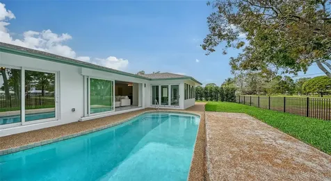 1967 Brookhaven Drive Sarasota FL 34239