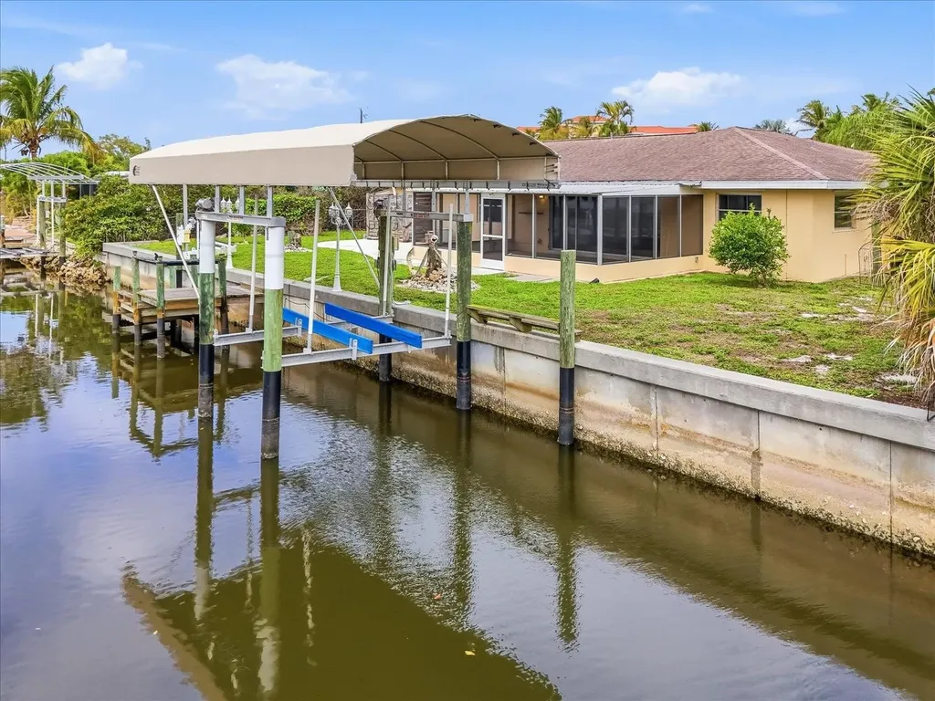 235 Pompano Terrace Punta Gorda FL 33950