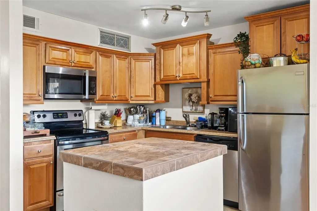 320 Black Oak Court Altamonte Springs FL 32701