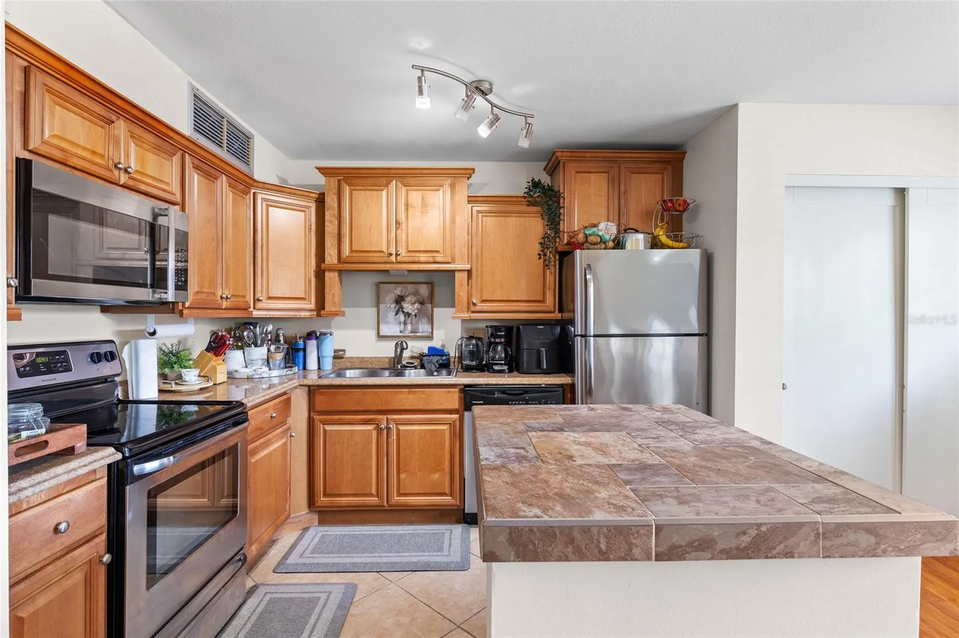 320 Black Oak Court Altamonte Springs FL 32701