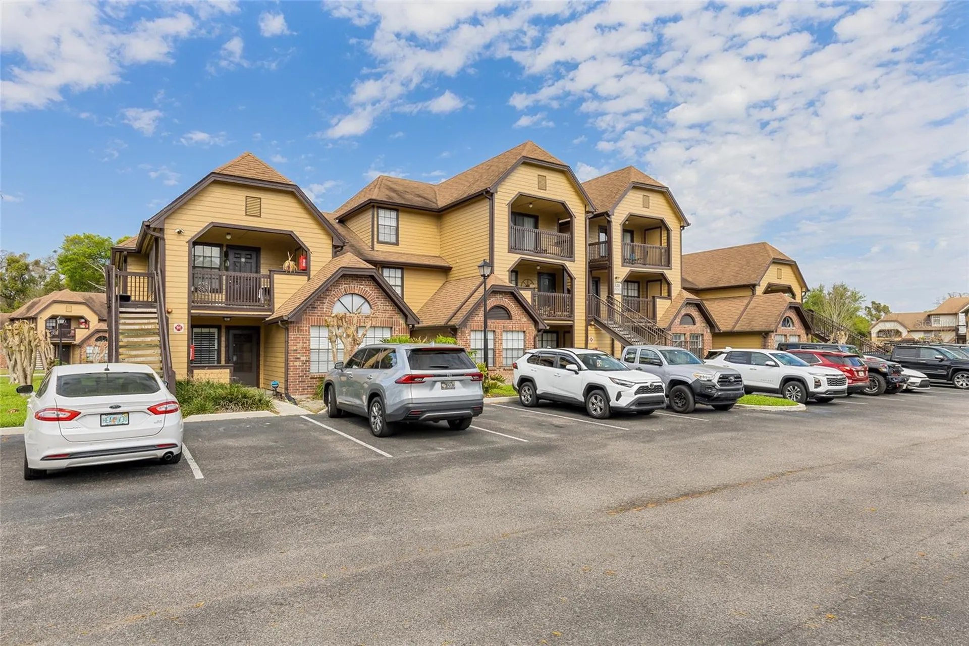320 Black Oak Court Altamonte Springs FL 32701