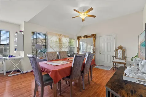 320 Black Oak Court Altamonte Springs FL 32701