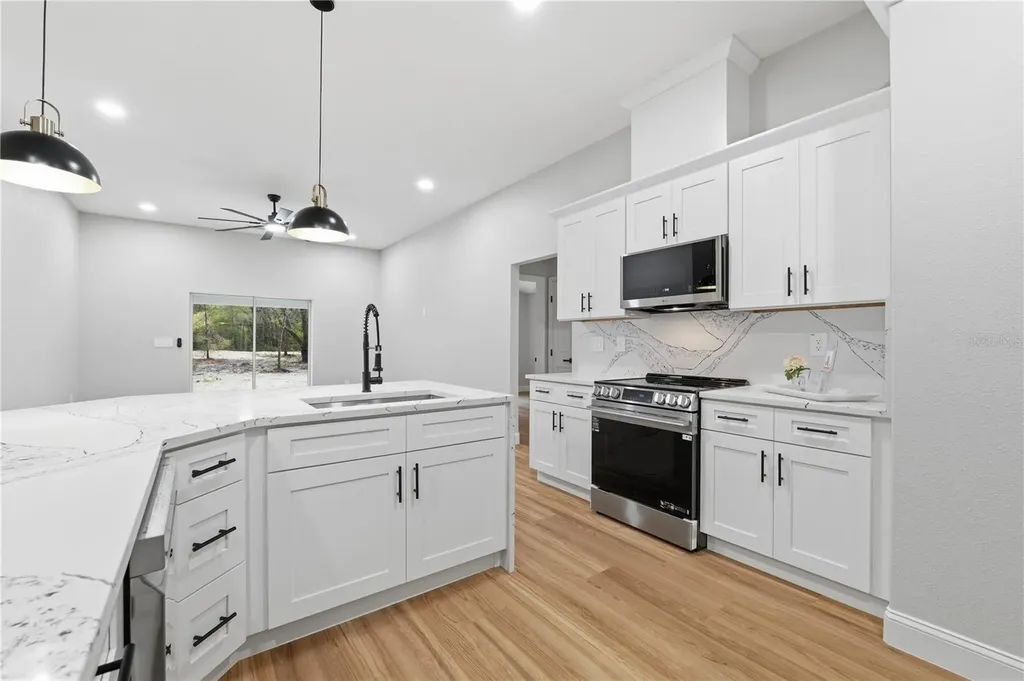 9342 Wheystone Drive Webster FL 33597