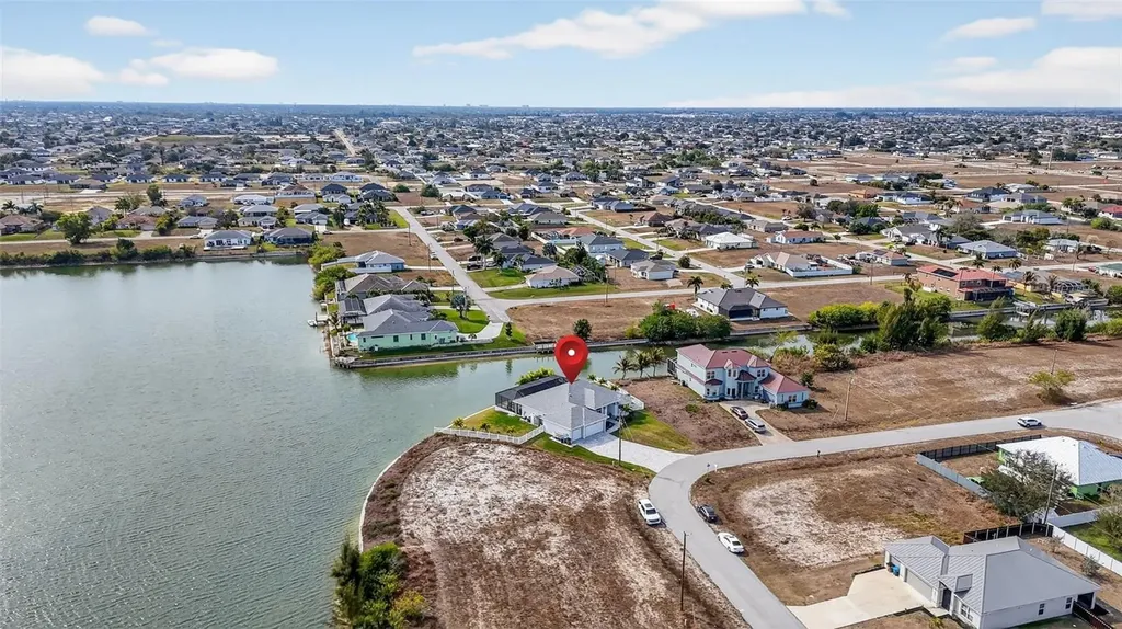 230 NE 18th Street Cape Coral FL 33909