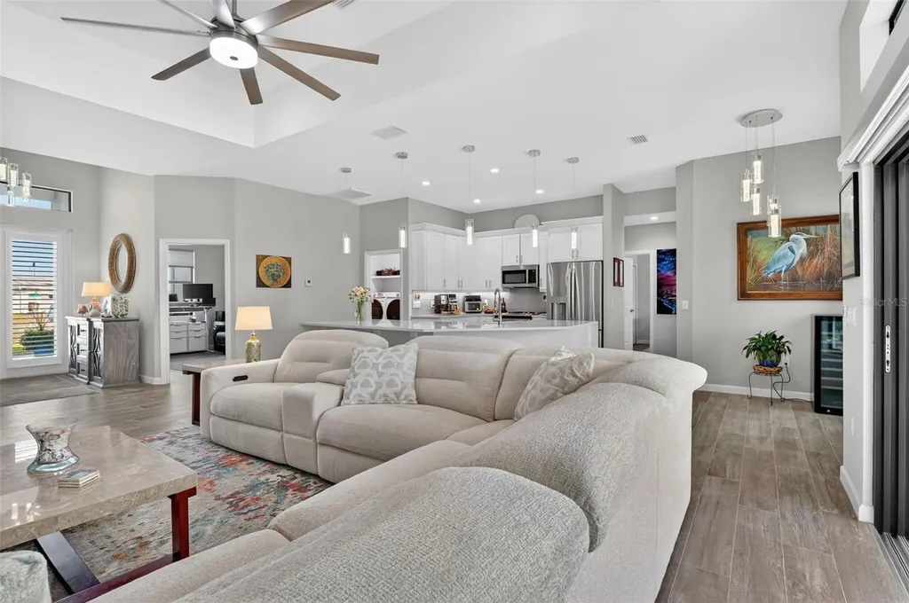 230 NE 18th Street Cape Coral FL 33909