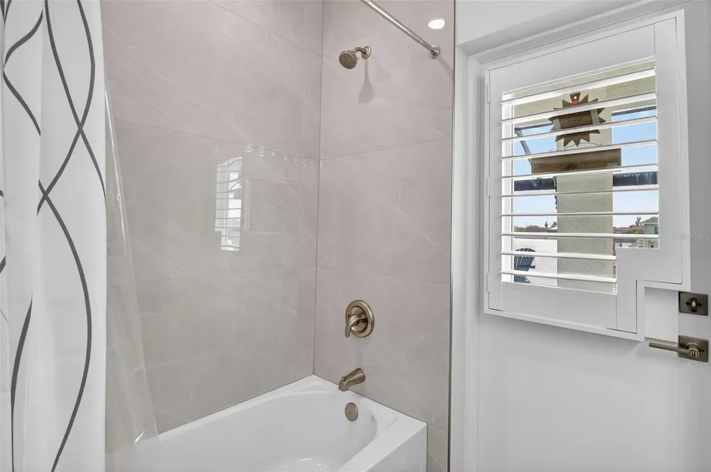 230 NE 18th Street Cape Coral FL 33909