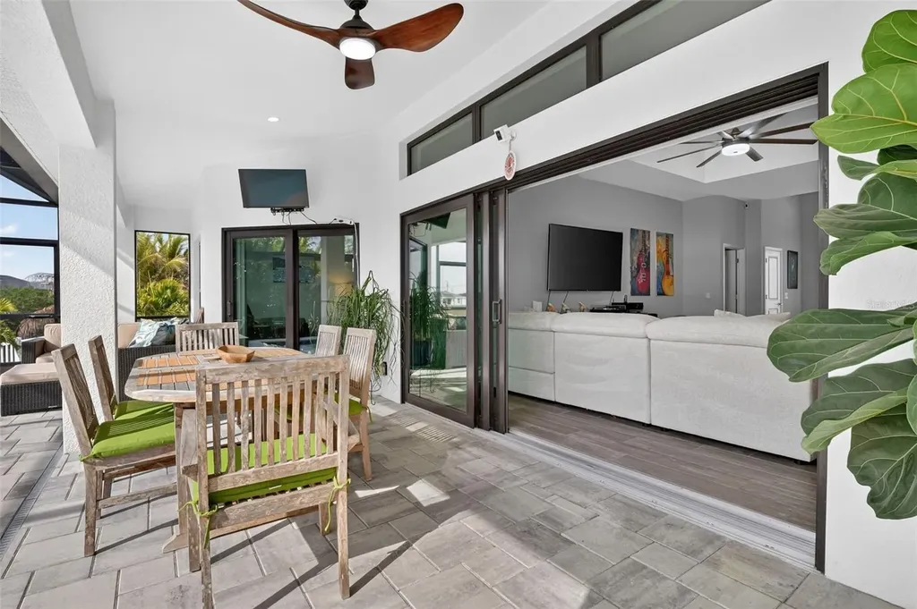 230 NE 18th Street Cape Coral FL 33909