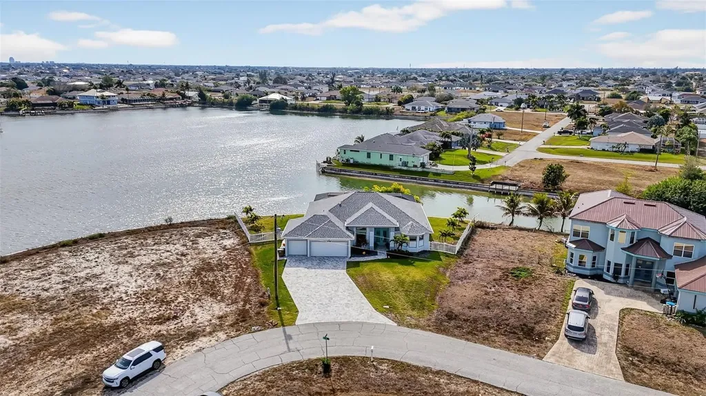 230 NE 18th Street Cape Coral FL 33909