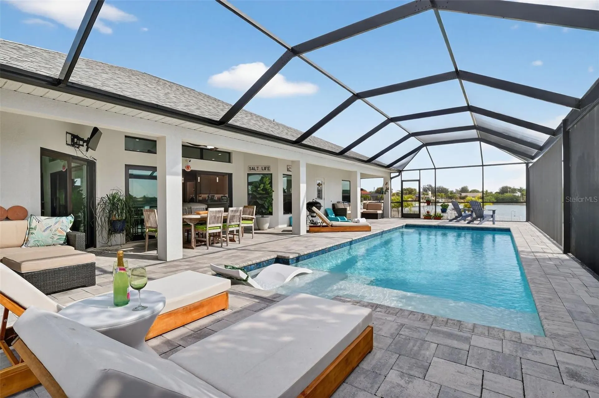 230 NE 18th Street Cape Coral FL 33909