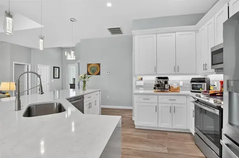 230 NE 18th Street Cape Coral FL 33909