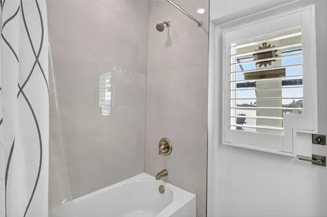 230 NE 18th Street Cape Coral FL 33909