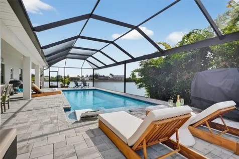 230 NE 18th Street Cape Coral FL 33909