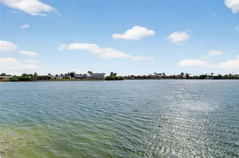 230 NE 18th Street Cape Coral FL 33909