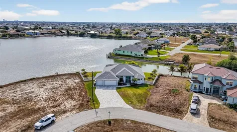 230 NE 18th Street Cape Coral FL 33909