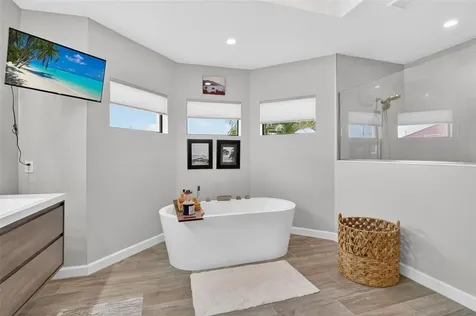 230 NE 18th Street Cape Coral FL 33909