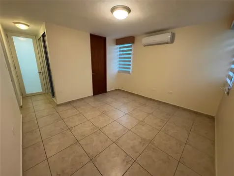 Cerezo 9 Las Piedras PR 00771
