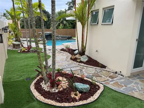 Cerezo 9 Las Piedras PR 00771