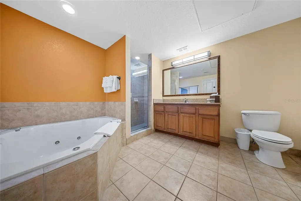 12527 Floridays Resort Drive Orlando FL 32821