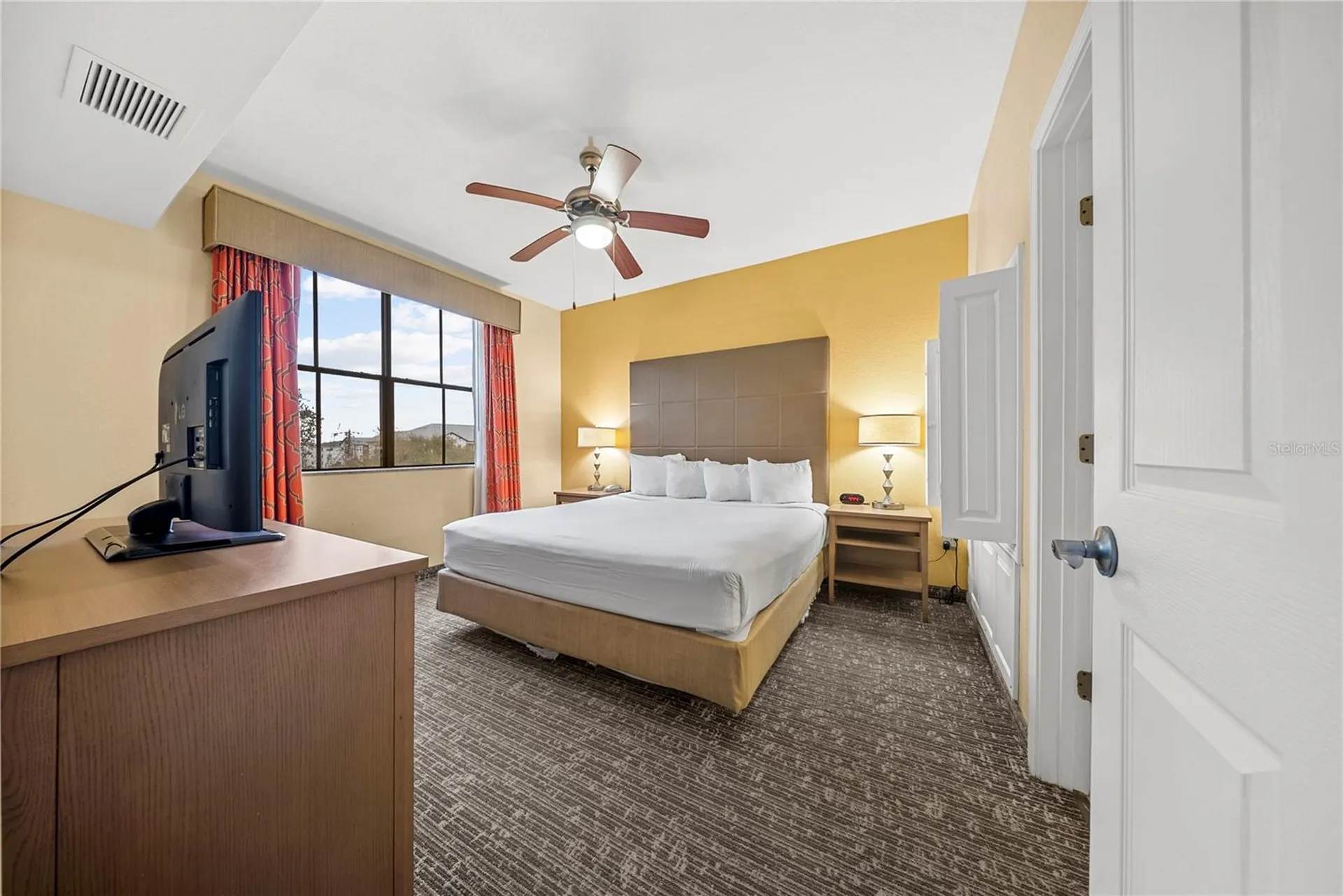 12527 Floridays Resort Drive Orlando FL 32821