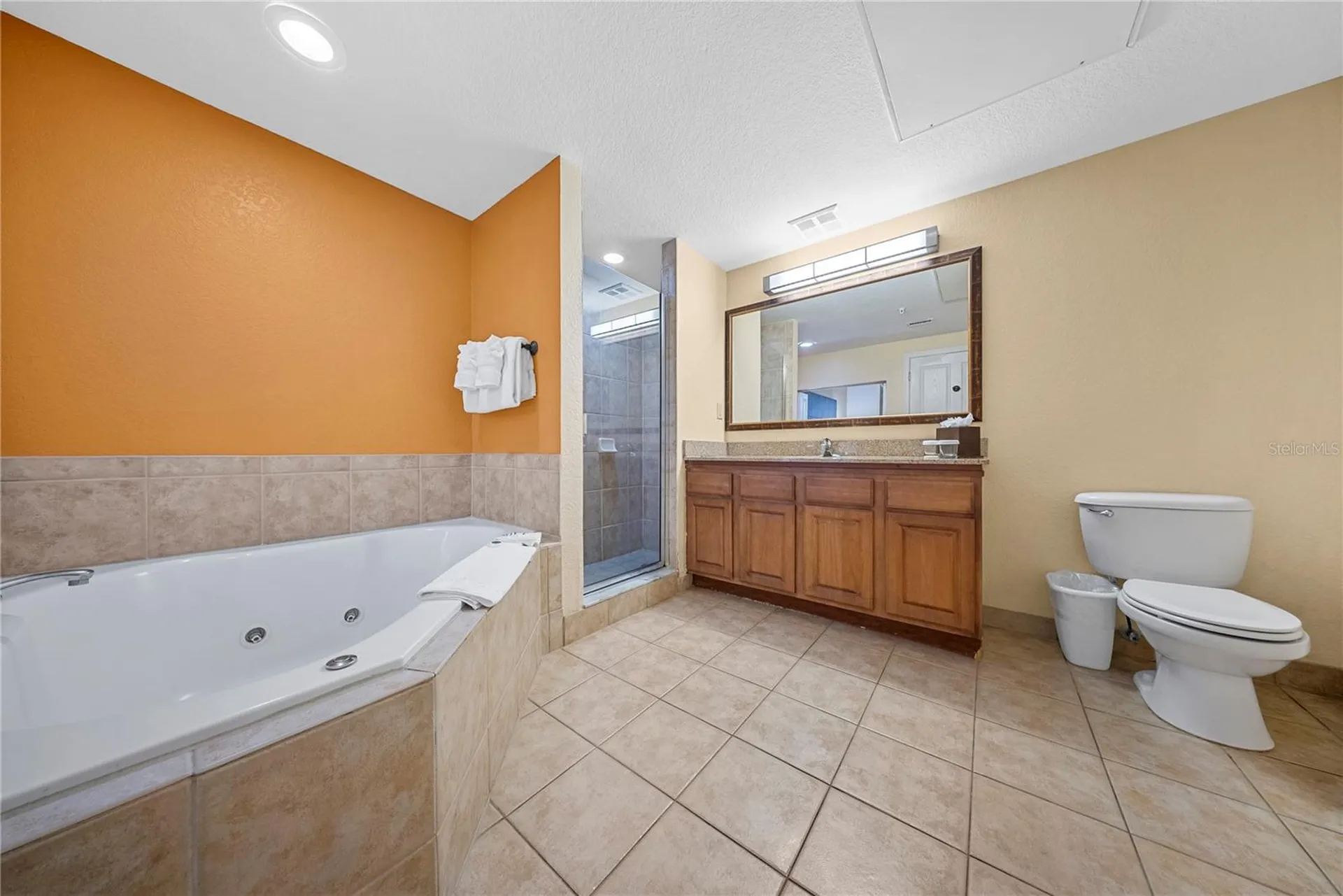 12527 Floridays Resort Drive Orlando FL 32821