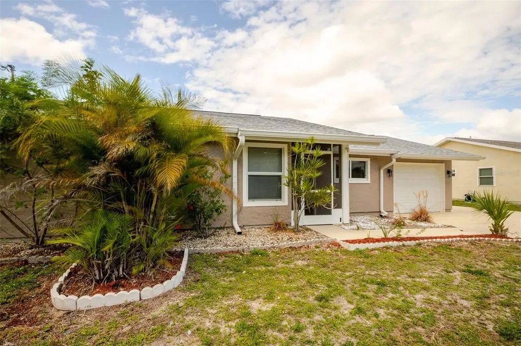 18310 Van Nuys Circle Port Charlotte FL 33948