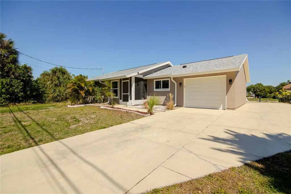 18310 Van Nuys Circle Port Charlotte FL 33948