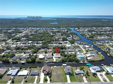 18310 Van Nuys Circle Port Charlotte FL 33948