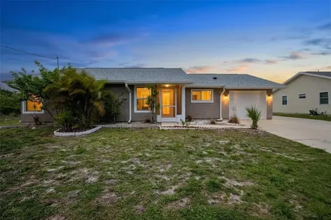 18310 Van Nuys Circle Port Charlotte FL 33948