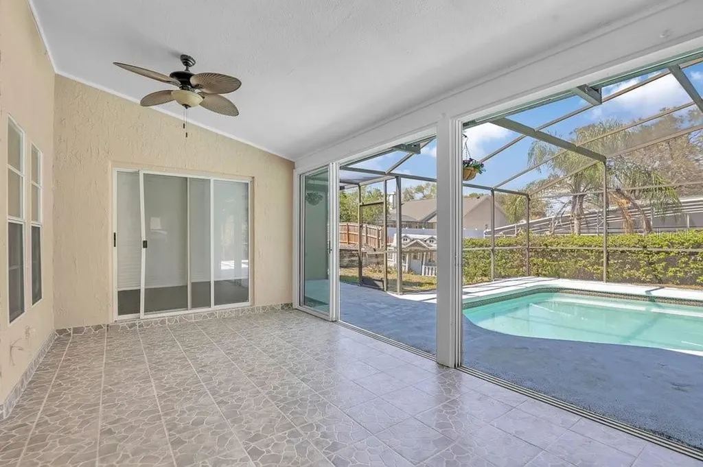 1218 Red Dandy Drive Orlando FL 32818