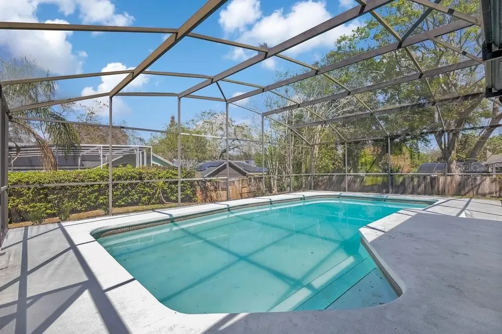 1218 Red Dandy Drive Orlando FL 32818