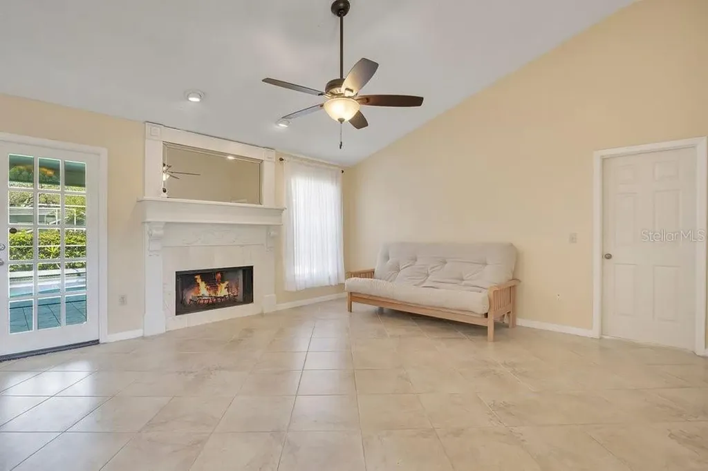1218 Red Dandy Drive Orlando FL 32818