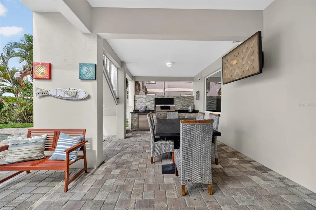 13 Treasure Lane Treasure Island FL 33706