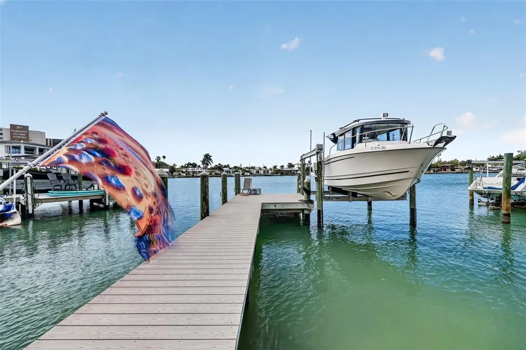 13 Treasure Lane Treasure Island FL 33706