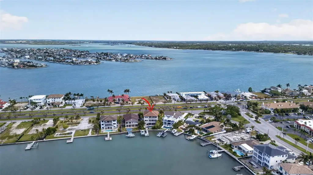 13 Treasure Lane Treasure Island FL 33706