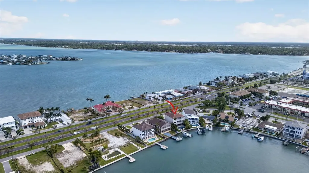 13 Treasure Lane Treasure Island FL 33706