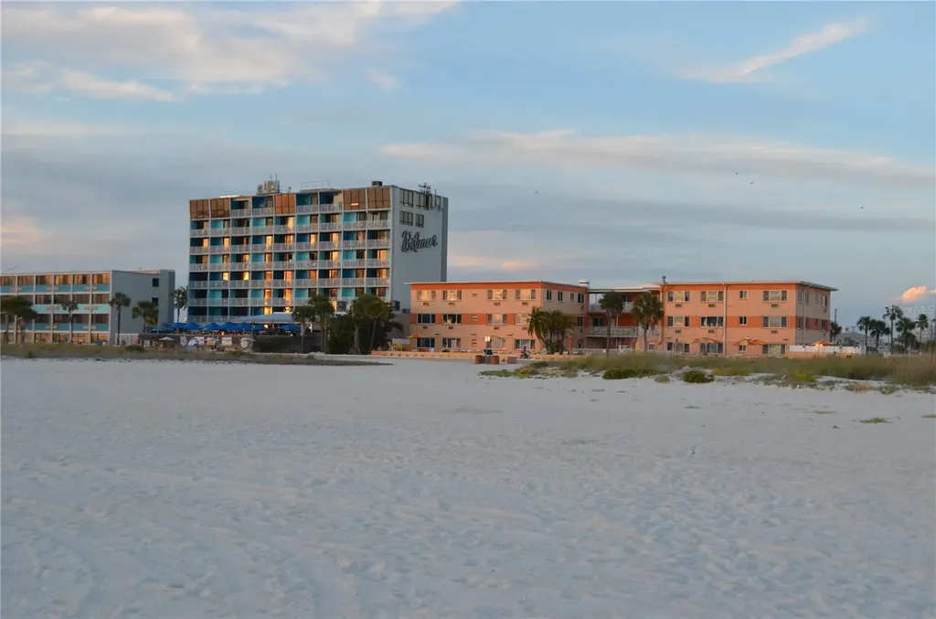 13 Treasure Lane Treasure Island FL 33706