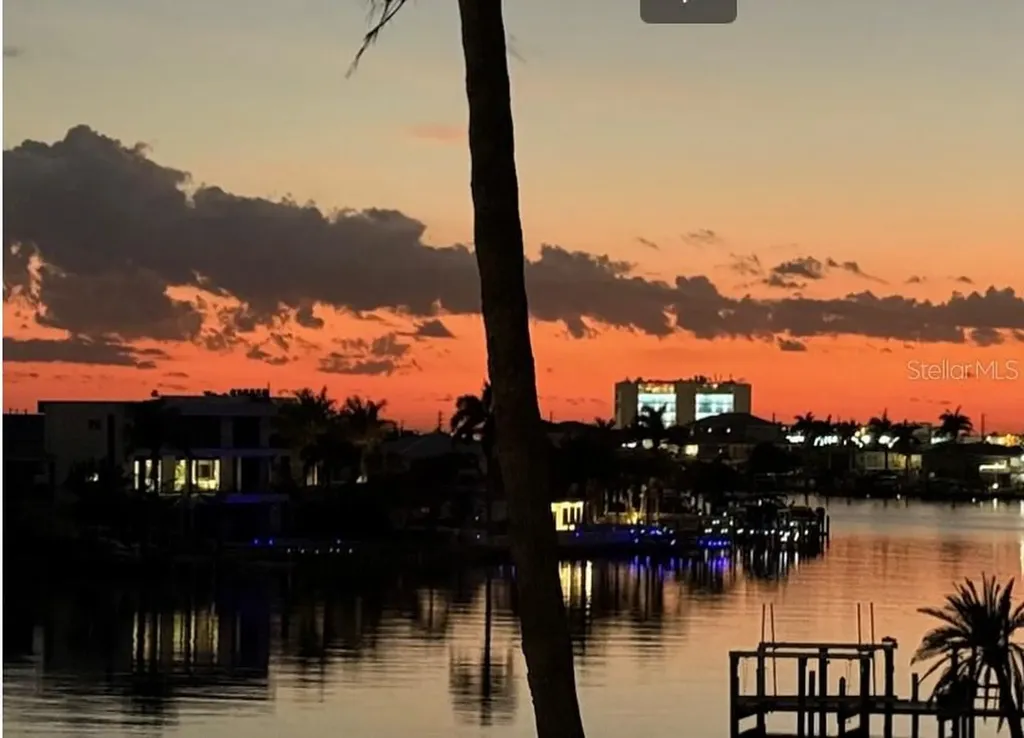 13 Treasure Lane Treasure Island FL 33706
