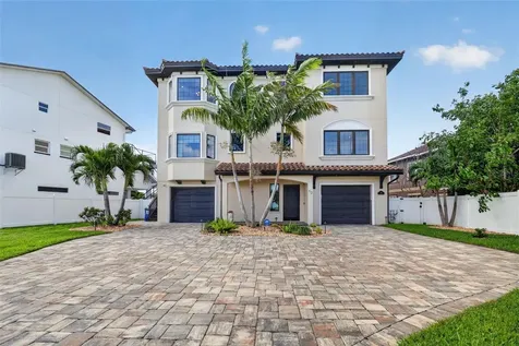 13 Treasure Lane Treasure Island FL 33706