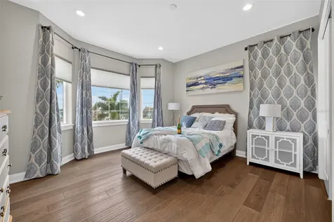 13 Treasure Lane Treasure Island FL 33706