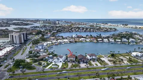 13 Treasure Lane Treasure Island FL 33706