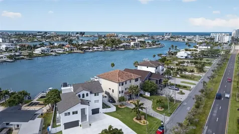 13 Treasure Lane Treasure Island FL 33706