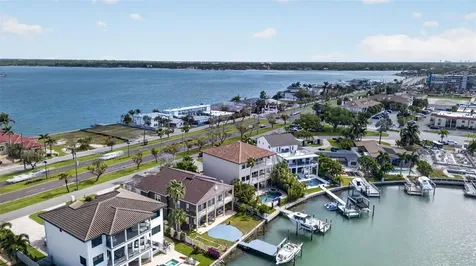 13 Treasure Lane Treasure Island FL 33706