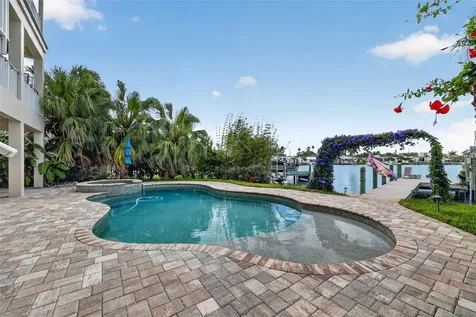 13 Treasure Lane Treasure Island FL 33706