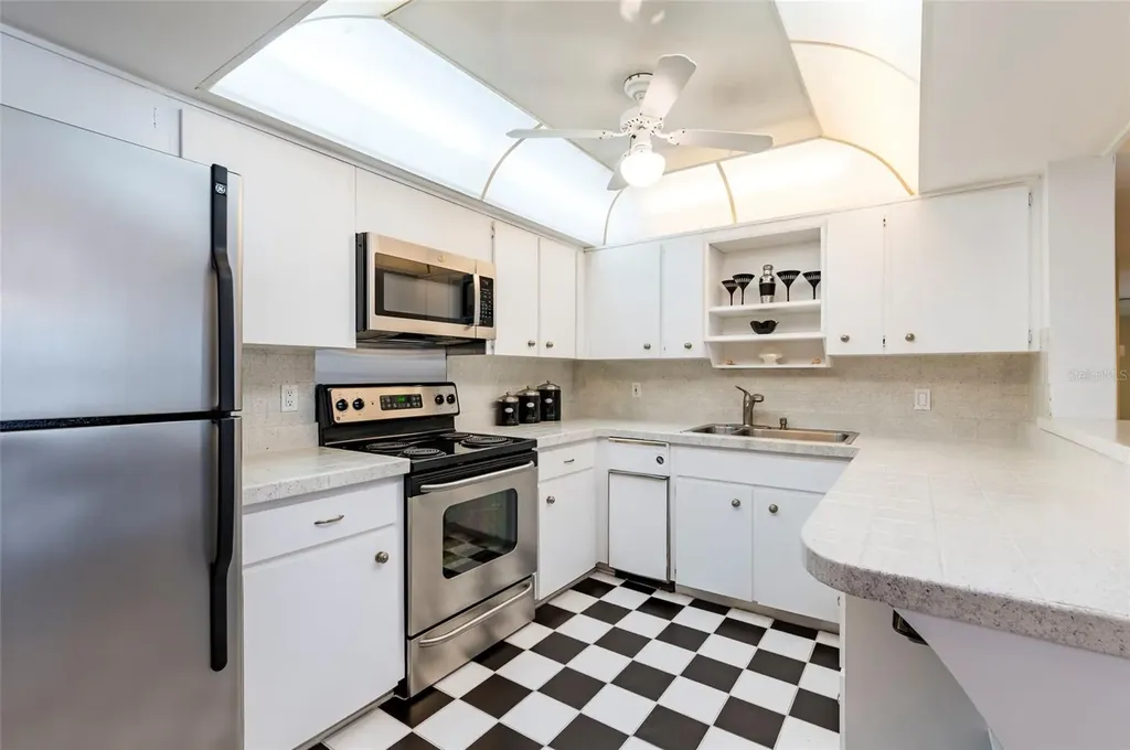 1460 Gulf Boulevard Clearwater Beach FL 33767