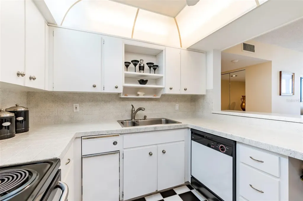 1460 Gulf Boulevard Clearwater Beach FL 33767