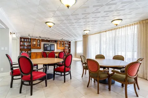 1460 Gulf Boulevard Clearwater Beach FL 33767