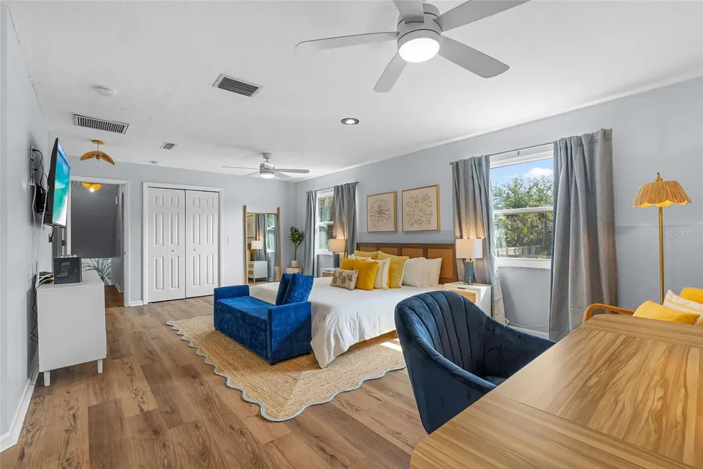 8580 139th Lane Seminole FL 33776