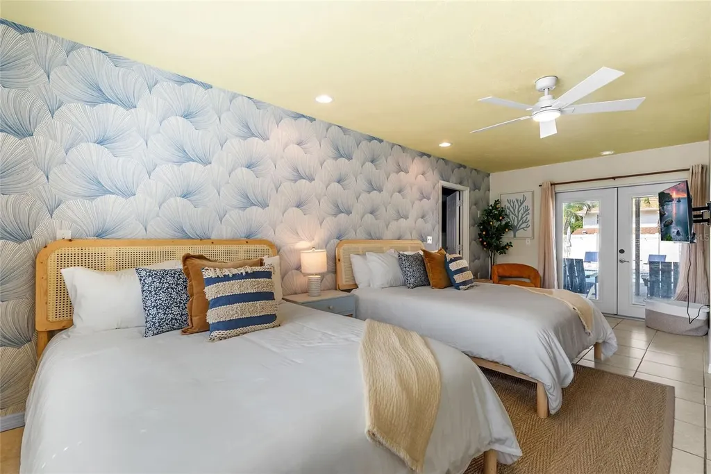 8580 139th Lane Seminole FL 33776