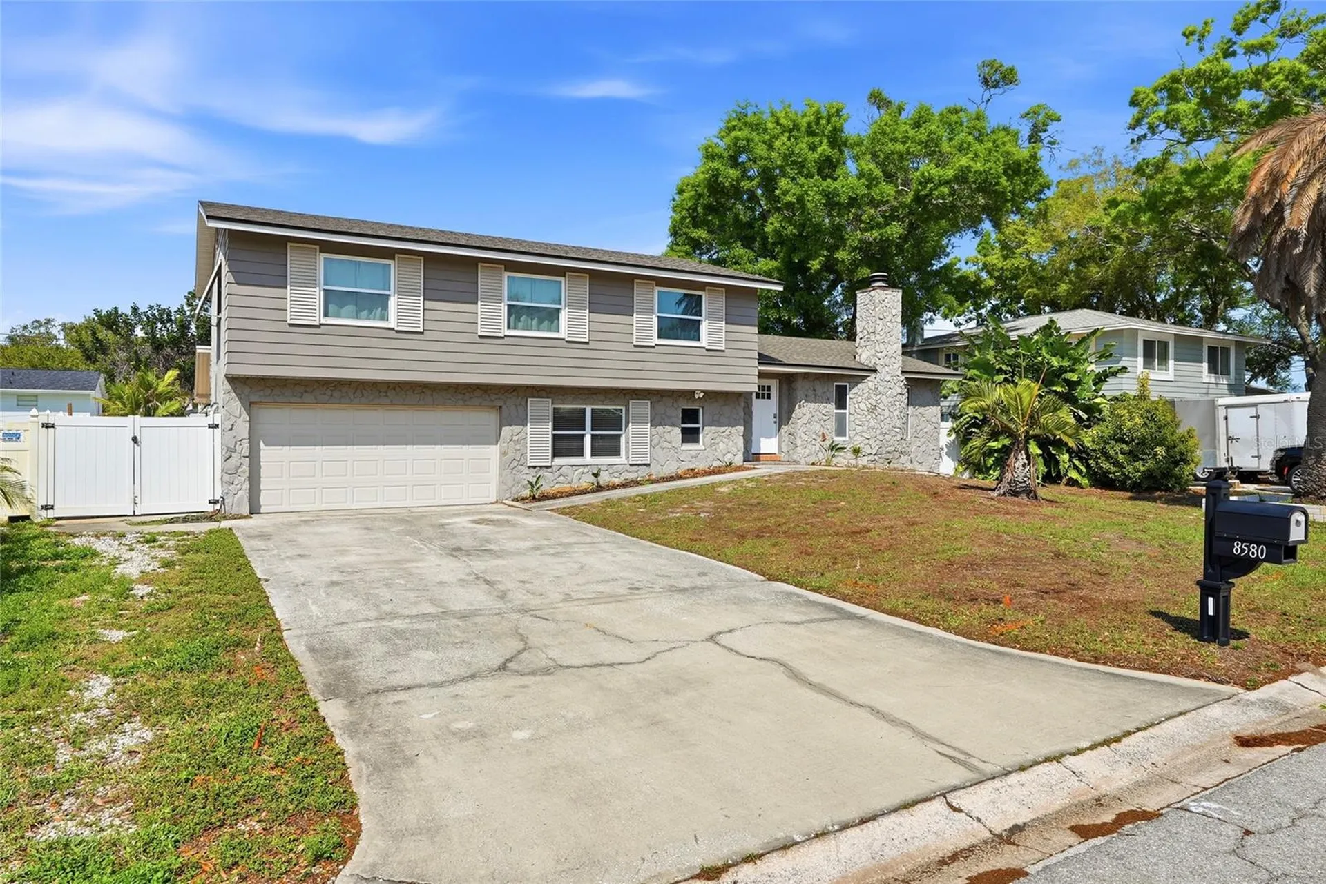 8580 139th Lane Seminole FL 33776